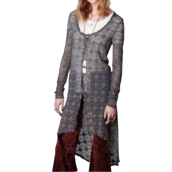 Free People Beach Love Song Crochet High Low Duster Cardigan Boho Lagenlook Sz S - Picture 1 of 7